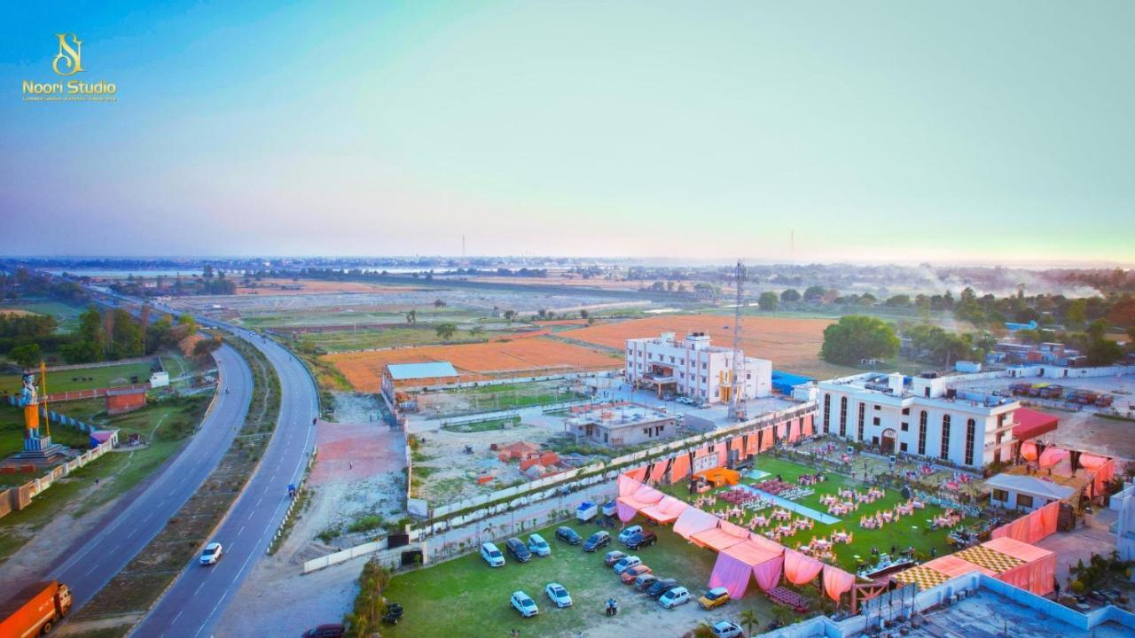 Royal Heritage Hotel & Resort Ayodhya ภายนอก รูปภาพ